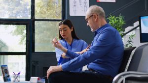 A doctor is treating patient